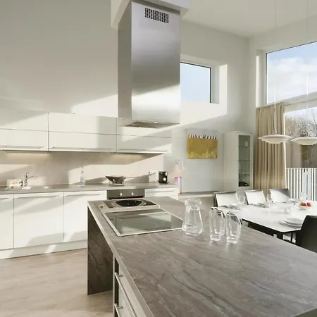 Duenenvilla Penthouse Apartment Lubeck